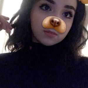 Meet your Posher, Denise